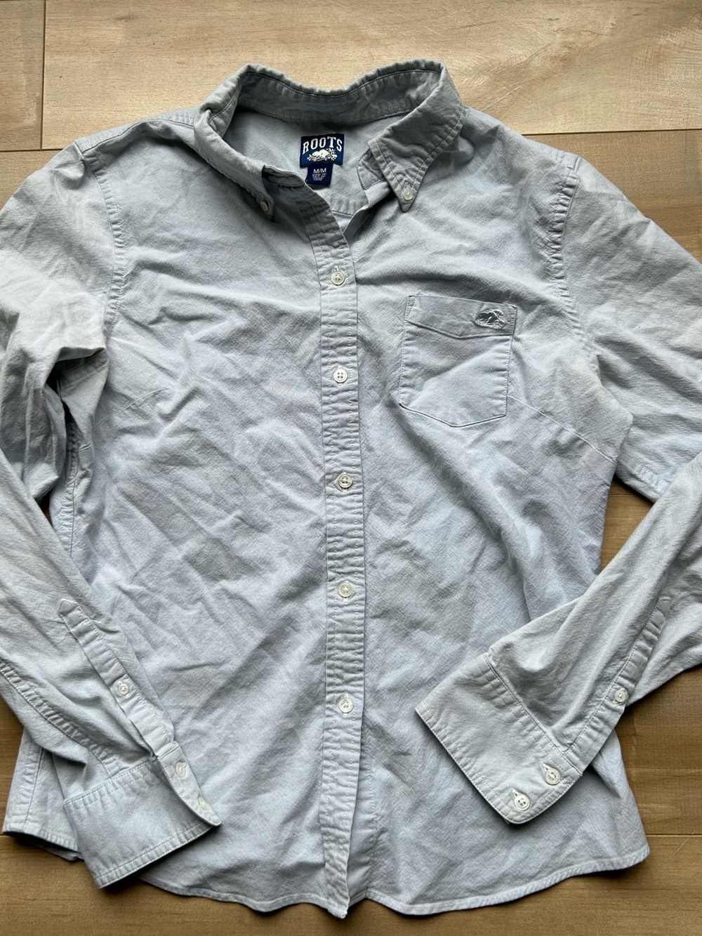 Roots Women’s Light Blue Button-Down Shirt